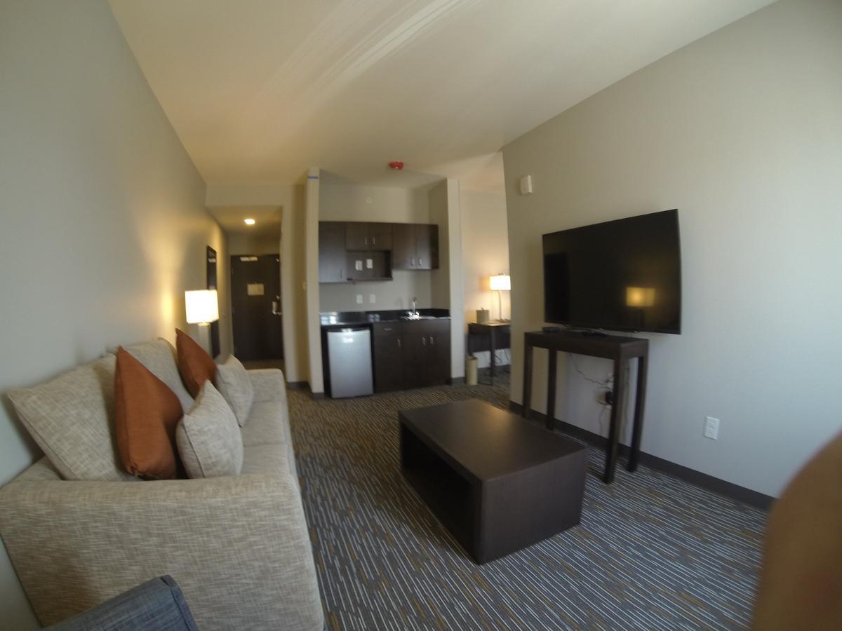 Wingate By Wyndham Loveland Johnstown מראה חיצוני תמונה