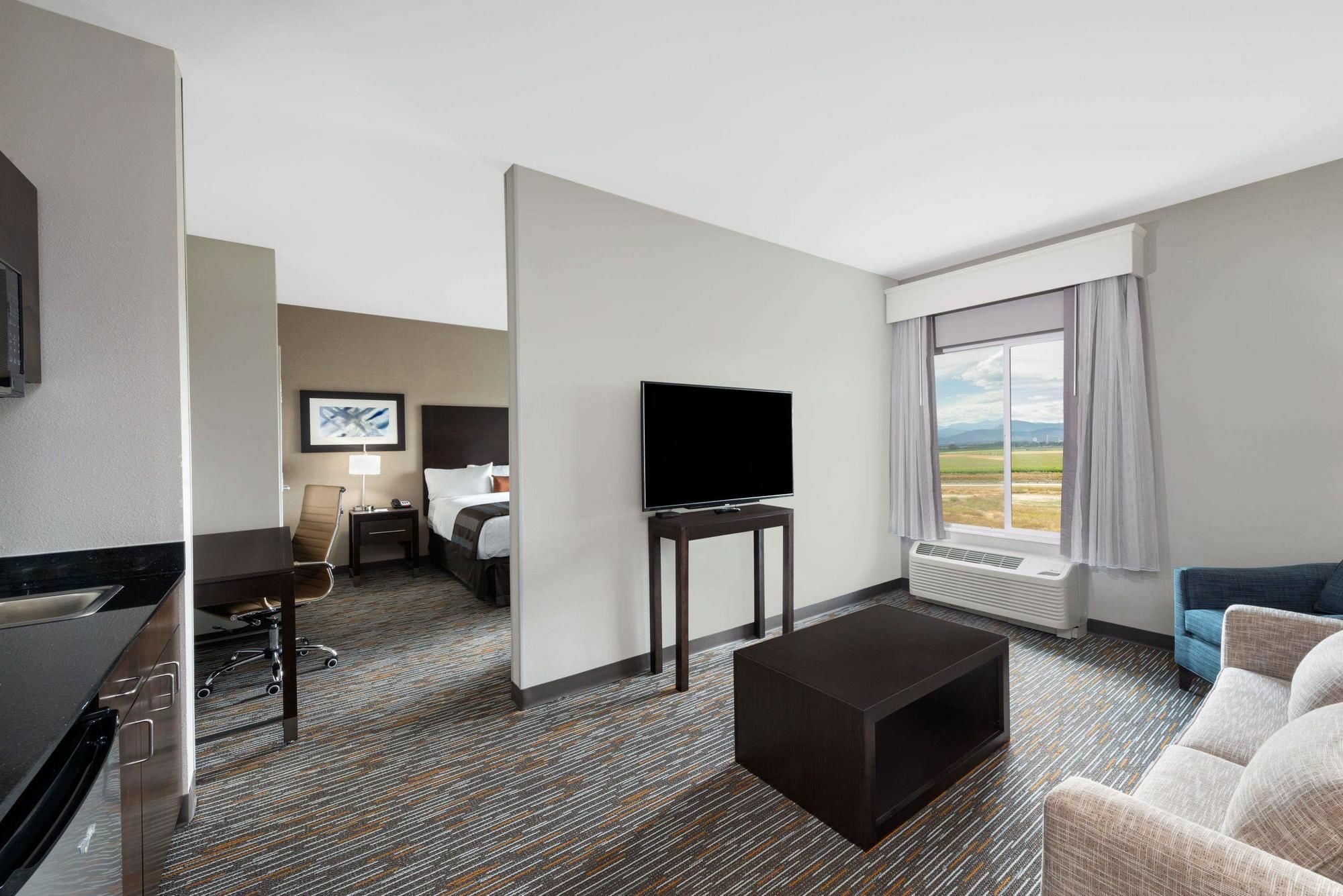 Wingate By Wyndham Loveland Johnstown מראה חיצוני תמונה